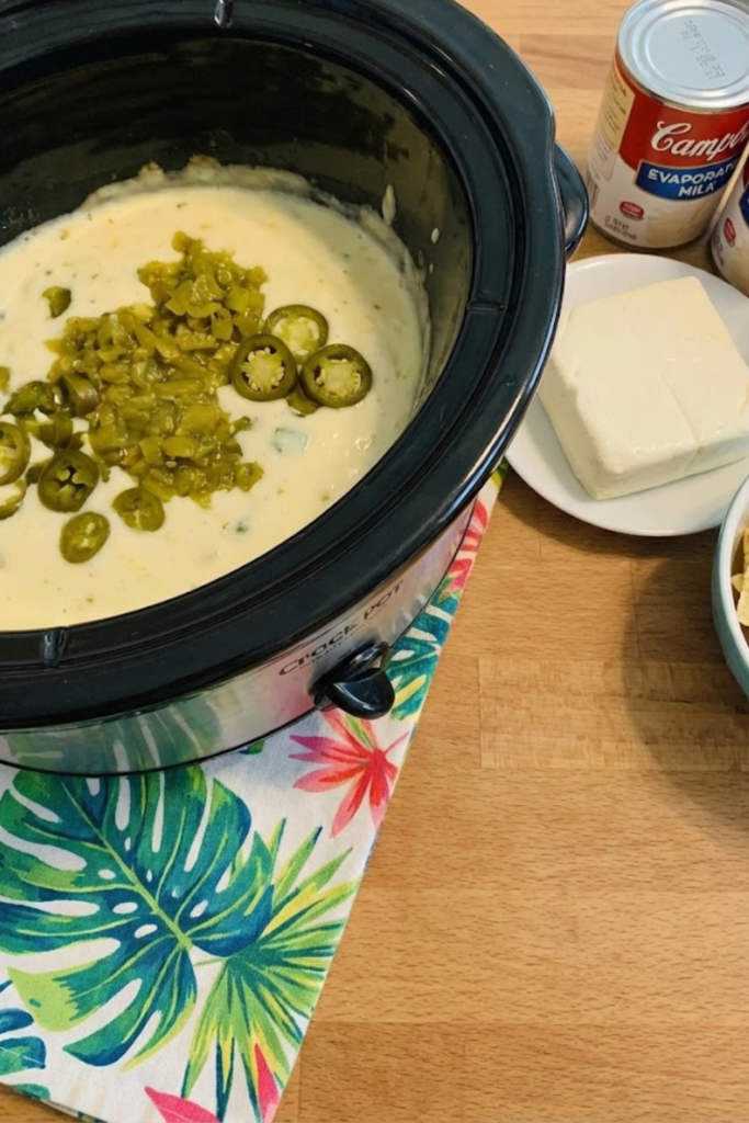 The Creamiest Crock Pot White Queso Dip You’ll Ever Eat (2026 Recipe) 1 Article Image Size 2025 12 21T123615.262